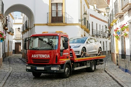 Grúas coche Sevilla