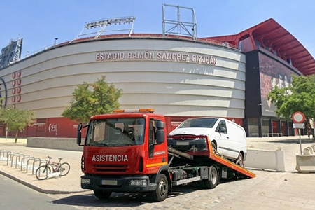 Grúas furgonetas Sevilla